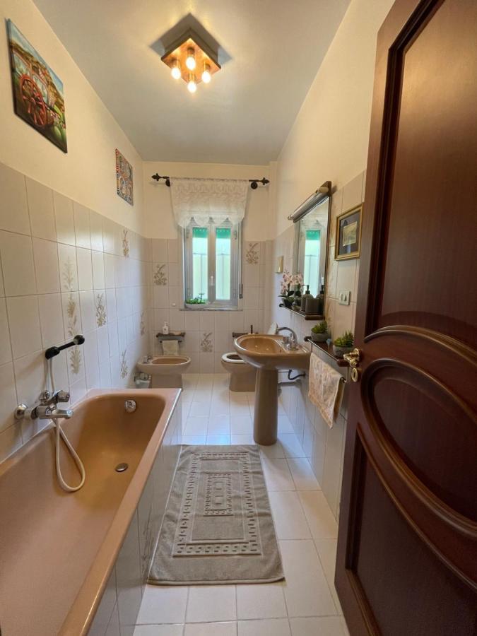 Il Viandante Apartment Olivarella-Corriolo Екстериор снимка