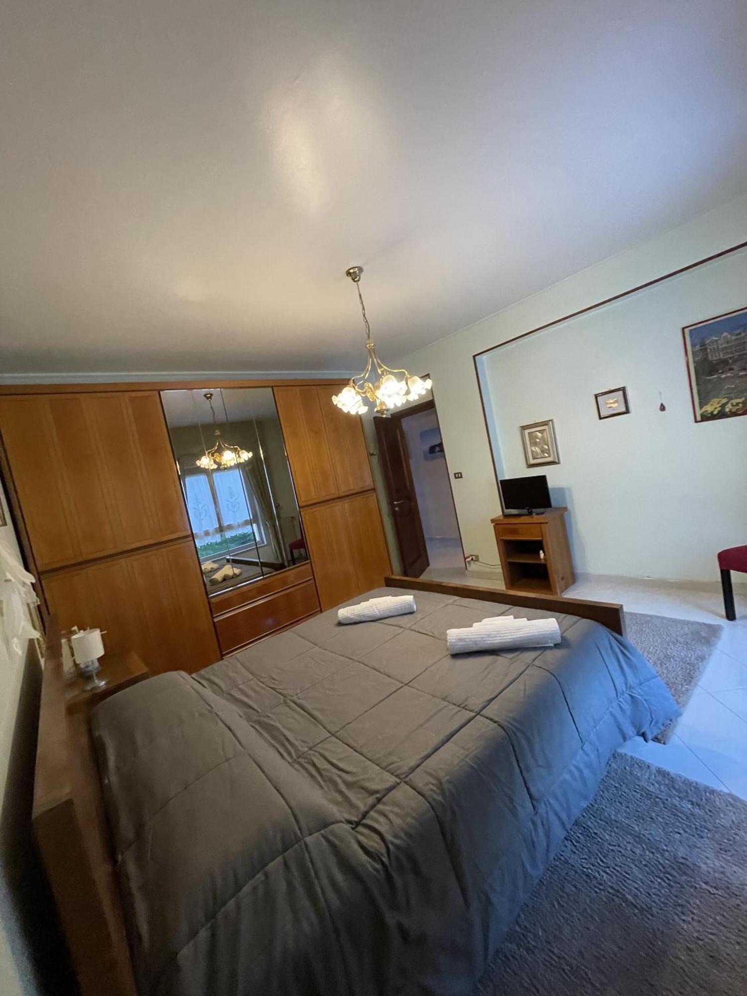 Il Viandante Apartment Olivarella-Corriolo Екстериор снимка